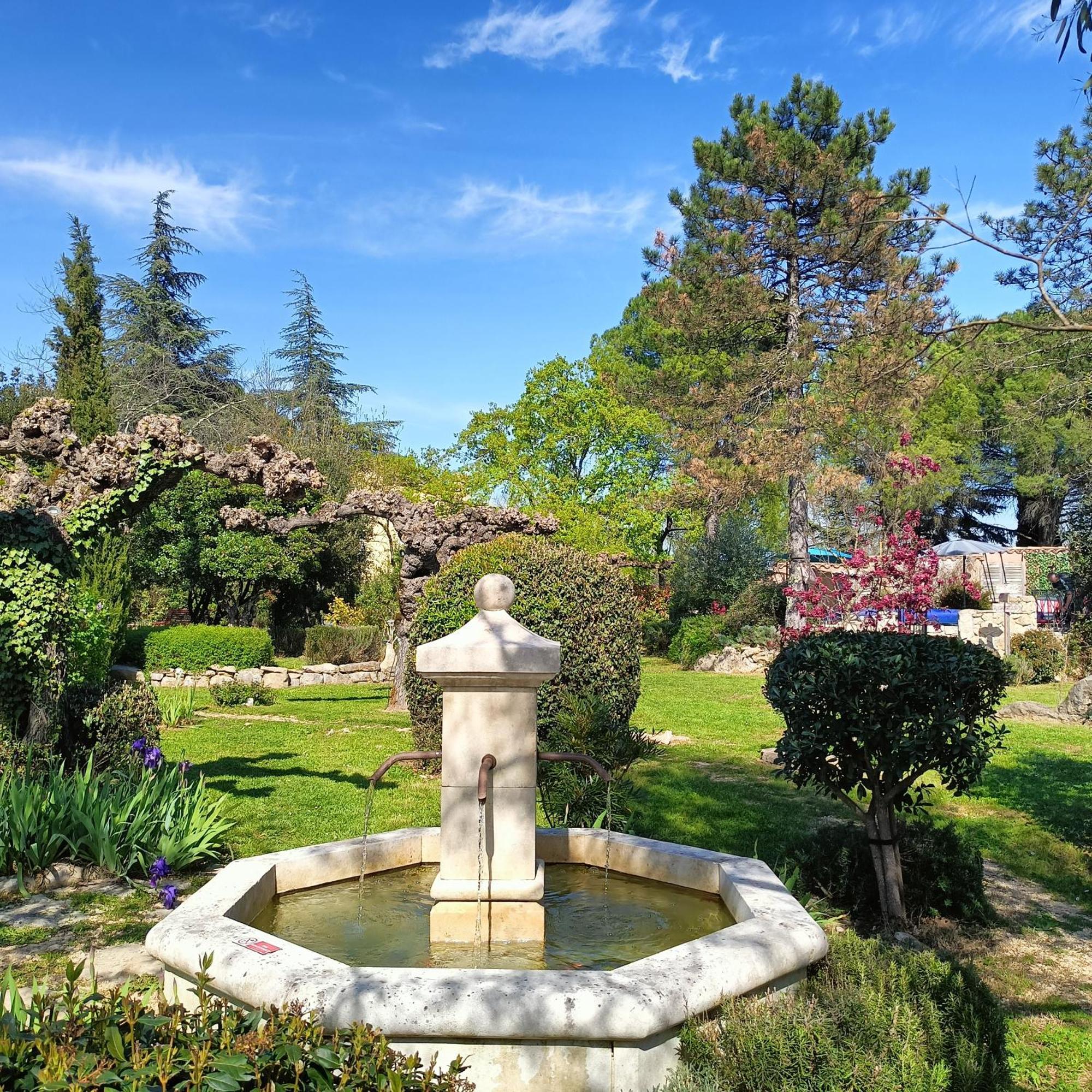 L'Arbre Du Magnan Villa Chandolas Exteriör bild